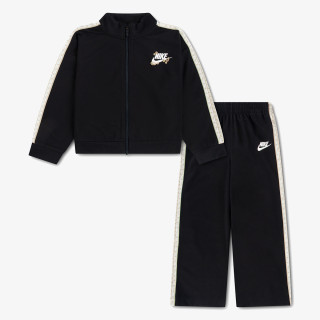 Nike Melegítő NKG RETRO REMIX TRACK SET 