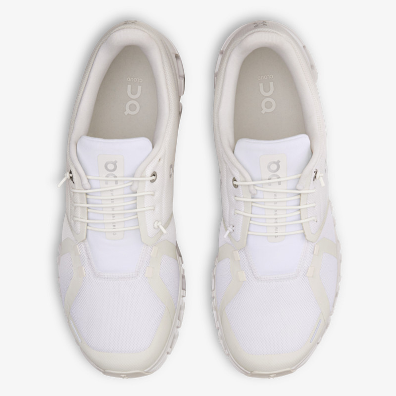 On Sneaker Cloud 6 