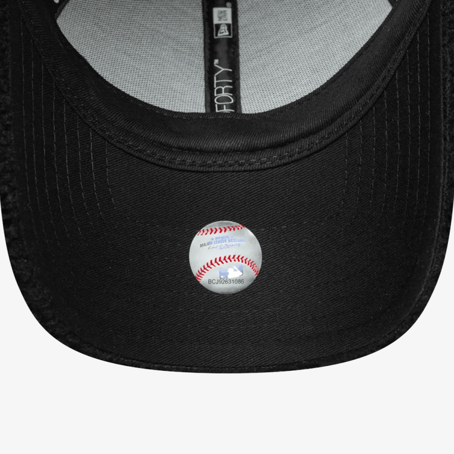 New Era Baseball sapka FEMALE BORG 9FORTY® 
