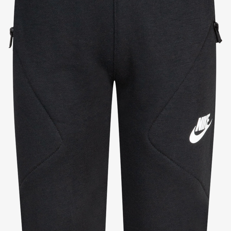 Nike Melegítőnadrág THRILL 