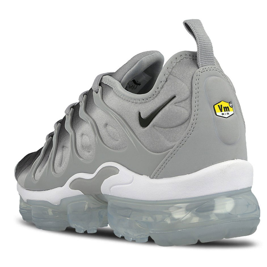 Nike Sneaker AIR VAPORMAX PLUS 