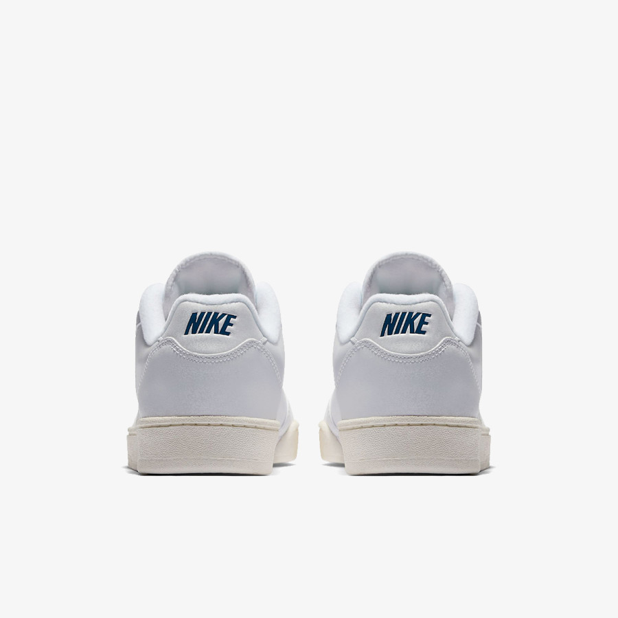 Nike Sneaker Grandstrand II 