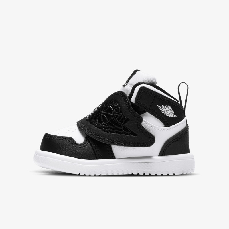 Nike Sneaker SKY JORDAN 1 BT 