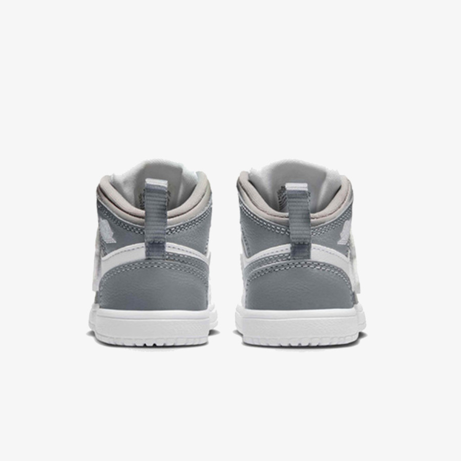 Nike Sneaker SKY JORDAN 1 BT 
