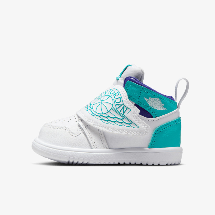 Nike Sneaker SKY JORDAN 1 BT 