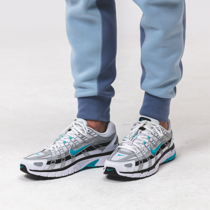Nike Sneaker P-6000 