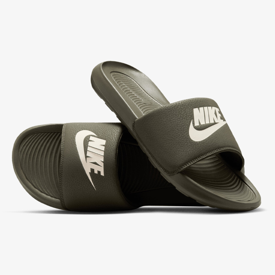 Nike Papucsok Victori One 