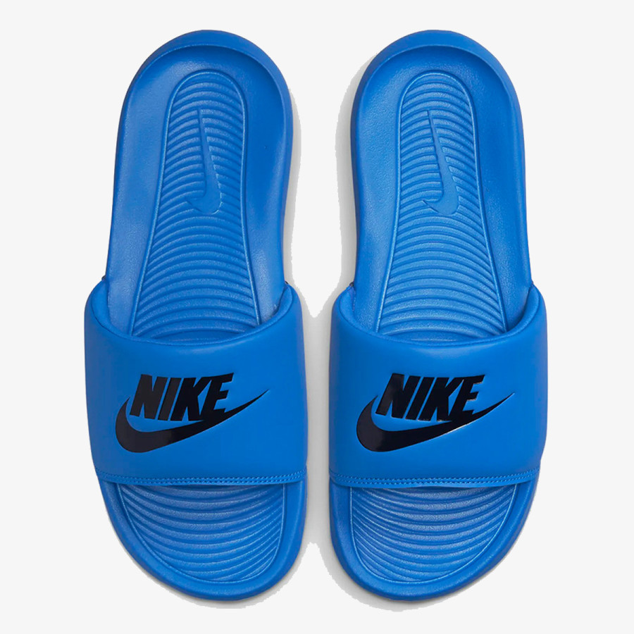 Nike Papucsok NIKE VICTORI ONE SLIDE 