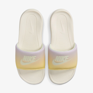 Nike Papucsok Victori One 