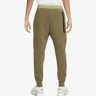 Nike Melegítőnadrág Sportswear Tech 