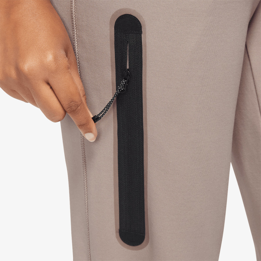 Nike Melegítőnadrág W NSW TCH FLC ESSNTL HR PNT 