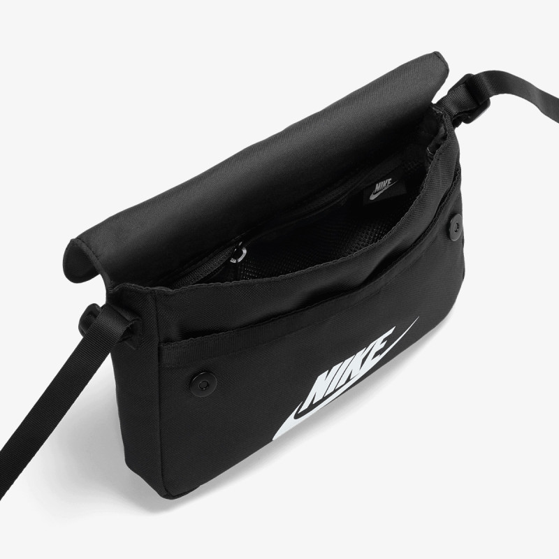 Nike Kis táska Futura 365 