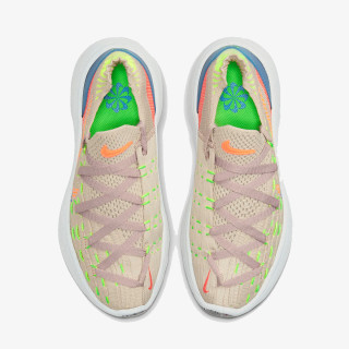 Nike Sneaker W NIKE SPACE HIPPIE 04 