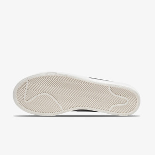 Nike Sneaker Blazer Low Platform 