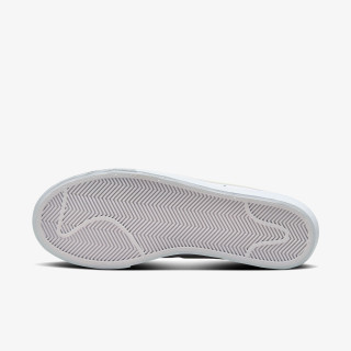 Nike Sneaker Blazer Low Platform 