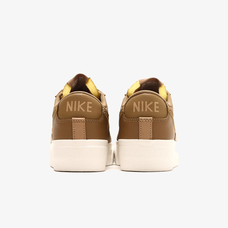 Nike Sneaker W BLAZER LOW PLATFORM 