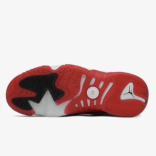 Nike Sneaker Jumpman Two Trey 