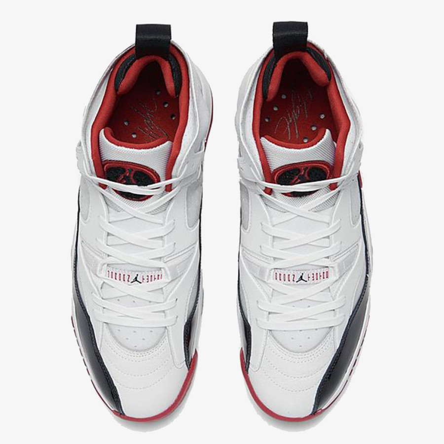 Nike Sneaker Jumpman Two Trey 