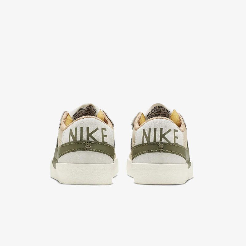 Nike Sneaker W BLAZER LOW '77 JUMBO 