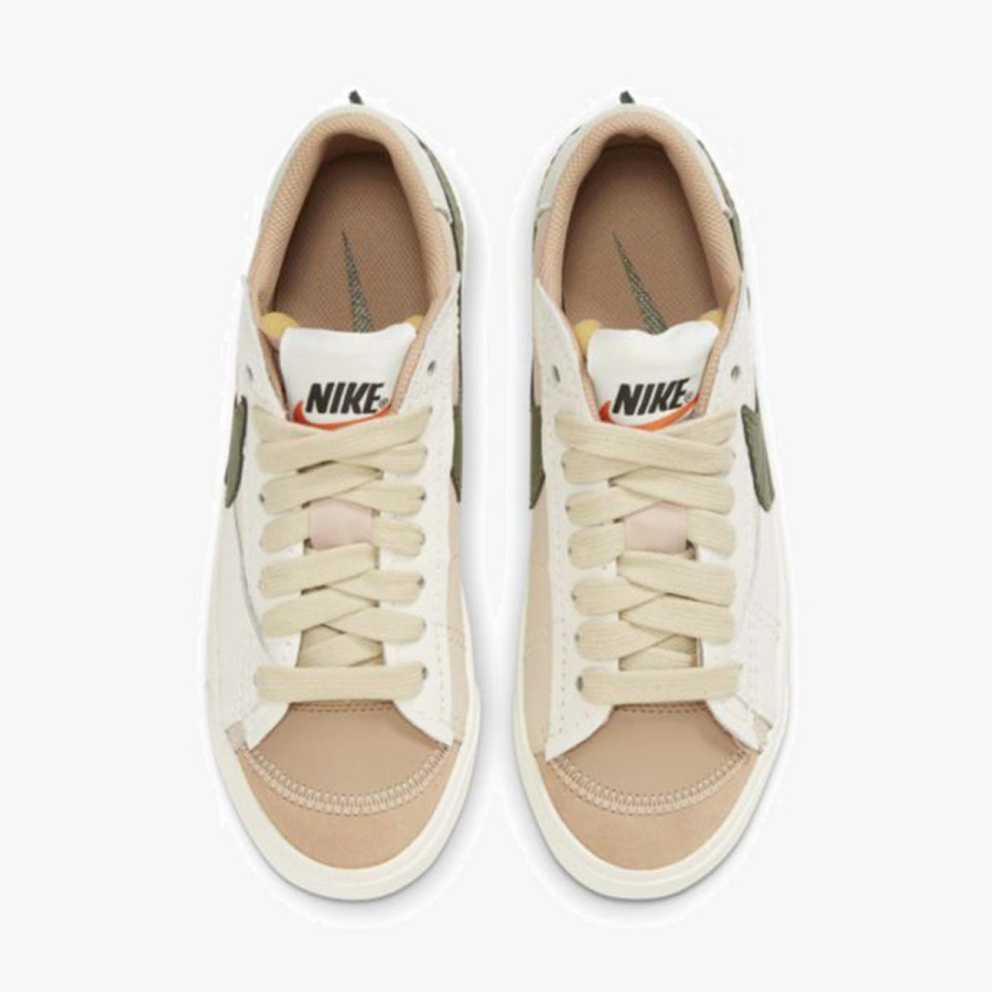 Nike Sneaker W BLAZER LOW '77 JUMBO 