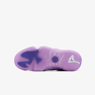 Nike Sneaker Jumpman Two Trey 