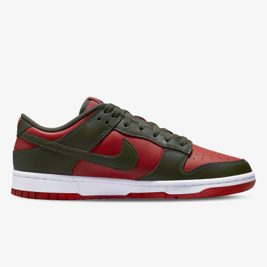 Nike Sneakerek NIKE DUNK LOW RETRO BTTYS 