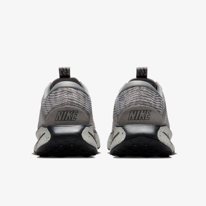 Nike Sneaker Motiva 