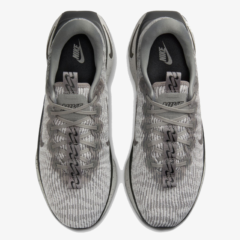 Nike Sneaker Motiva 