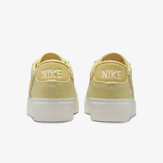 Nike Sneaker W BLAZER LOW PLATFORM CNVS