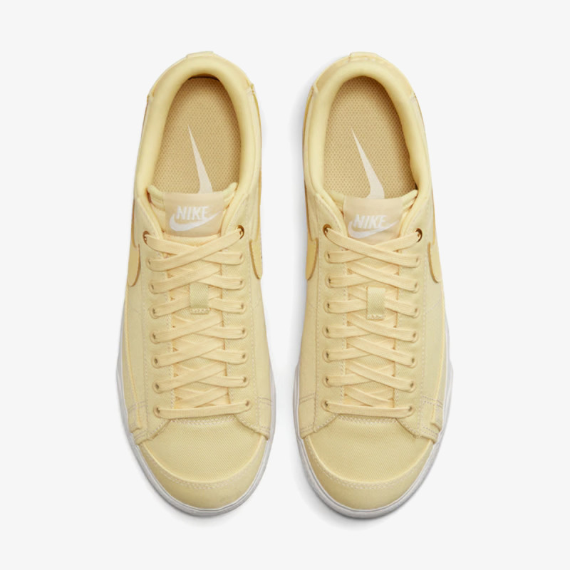 Nike Sneaker W BLAZER LOW PLATFORM CNVS