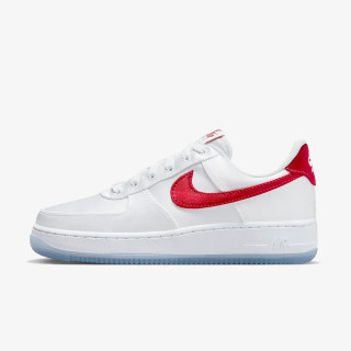 Nike Sneakerek W AIR FORCE 1 '07 ESS SNKR 