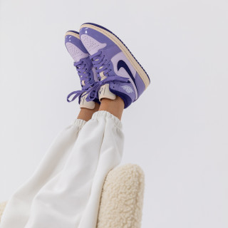 Nike Sneaker WMNS AIR JORDAN 1 MID SE 
