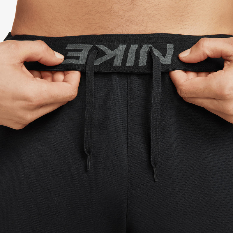 Nike Rövidnadrág Dri-FIT Club 