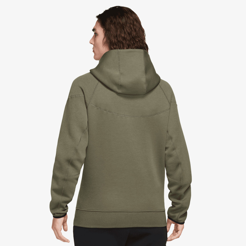 Nike Pulóver Tech Fleece 