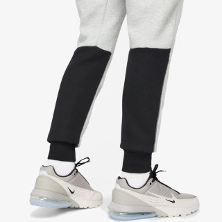 Nike Melegítőnadrág Tech Fleece 