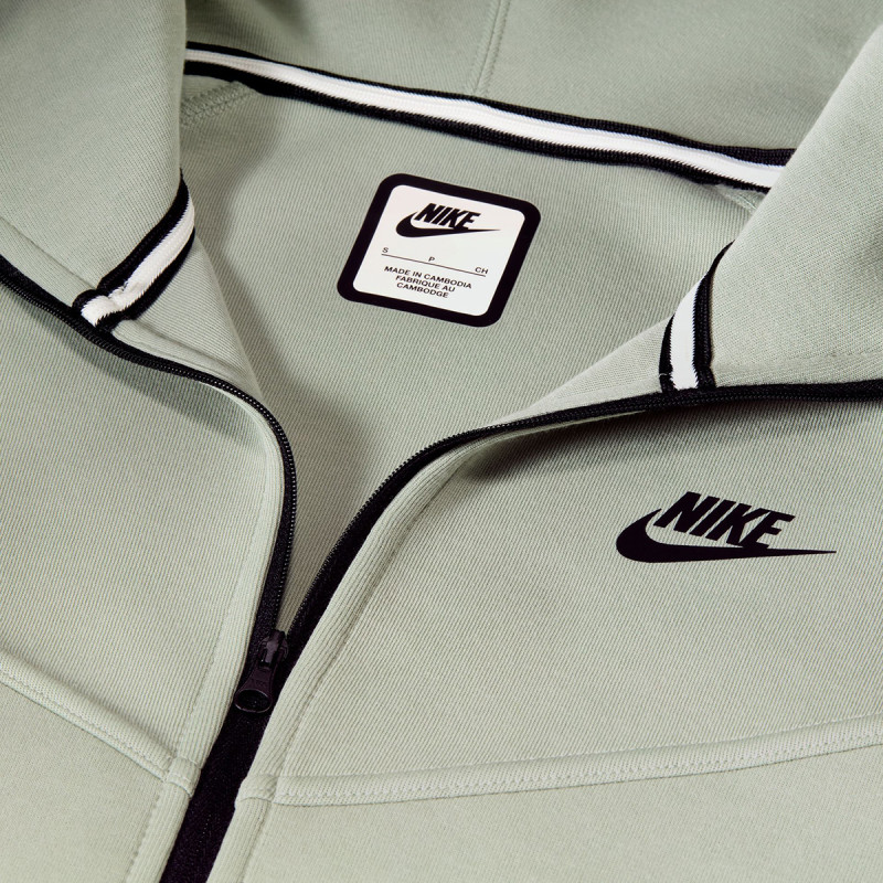 Nike Pulóver Sportswear Tech Fleece Windrunner 