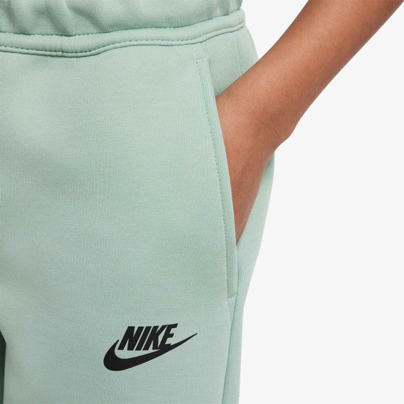 Nike Rövidnadrág Tech Fleece 