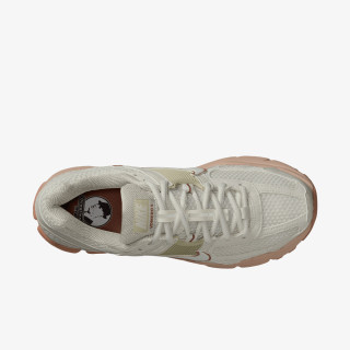 Nike Sneaker Zoom Vomero 5 