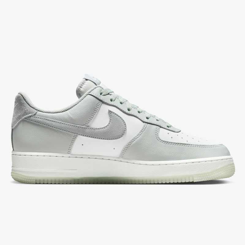 Nike Sneaker Air Force 1 '07 LV8 2 