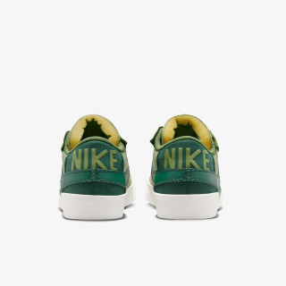 Nike Sneaker Blazer Low '77 Jumbo 