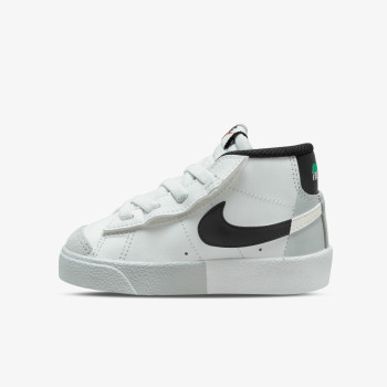 Nike Sneakerek Blazer Mid '77 SE 