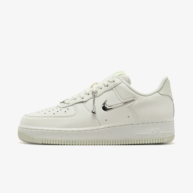 Nike Sneaker W AIR FORCE 1 '07 NN SE 