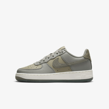 Nike Sneakerek AIR FORCE 1 LV8 4 BG 