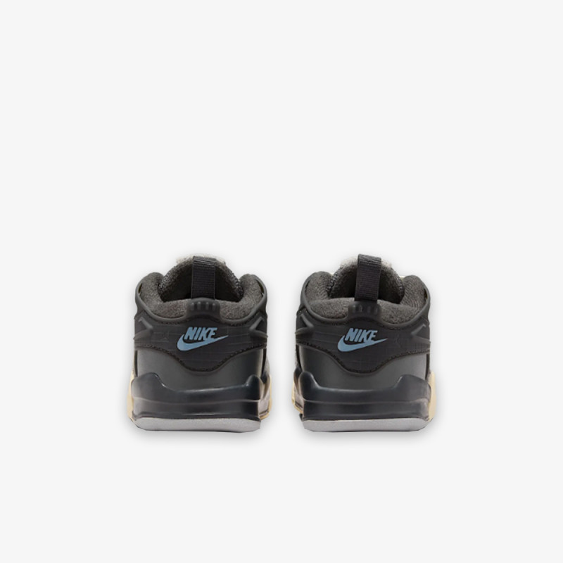 Nike Sneaker Air Jordan 4 RM 