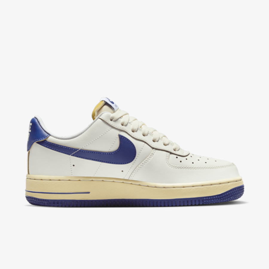 Nike Sneakerek WMNS AIR FORCE 1 '07 NCPS FWCO 