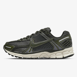 Nike Sneaker W NIKE ZOOM VOMERO 5 K 