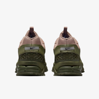 Nike Sneaker NIKE ZOOM VOMERO ROAM 