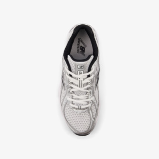 New Balance Sneaker K 740 