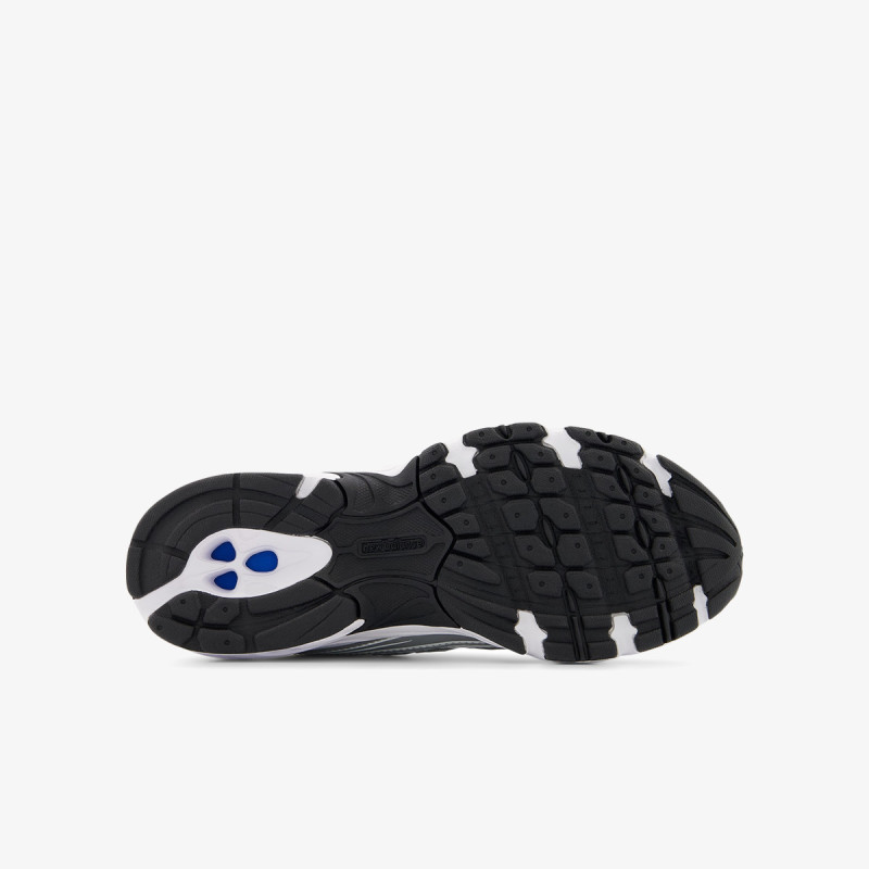 New Balance Sneaker K 740 