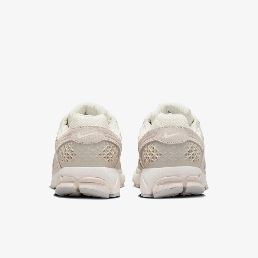 Nike Sneaker Vomero 5 